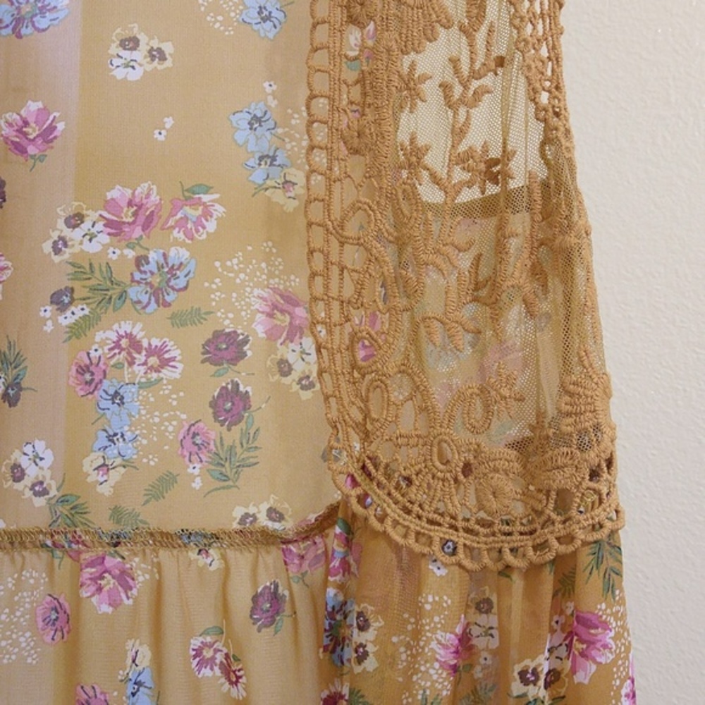 2 Floral Chiffon Crochet Lace Open-Front Vests - Sz XS‎ - Picture 3 of 9